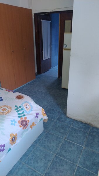 Giurgiului, Piata Progresul Berceni metrou Eroii Revolutiei, modest, parter